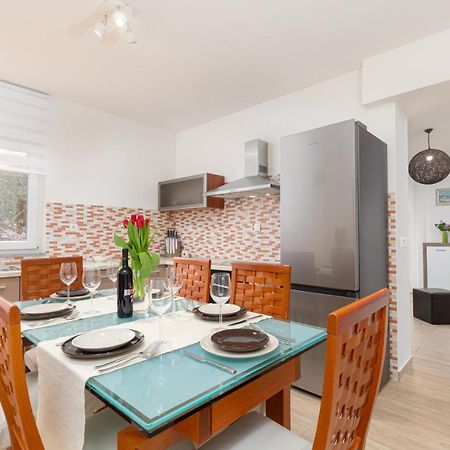 Apartmán Kuca Lana Medulin Exteriér fotografie